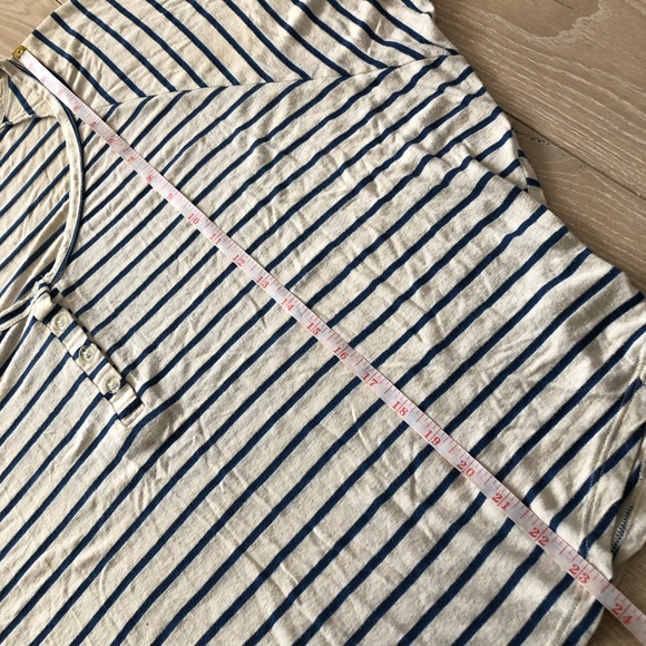 Billabong Dolman Sleeve Striped T Shirt in Blue & White Size L - Picture 4 of 13